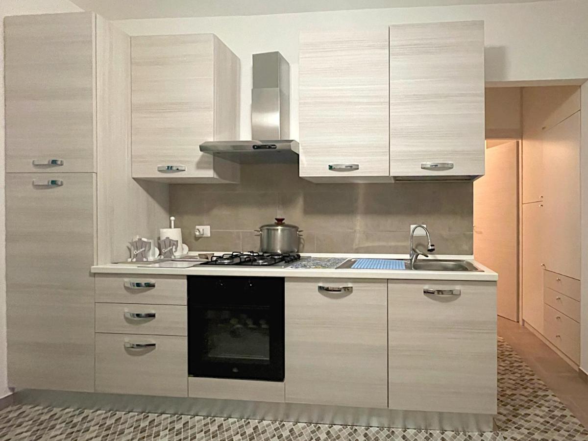 Casa Vacanza Giardini Naxos Taormina Miranaxos Bagian luar foto
