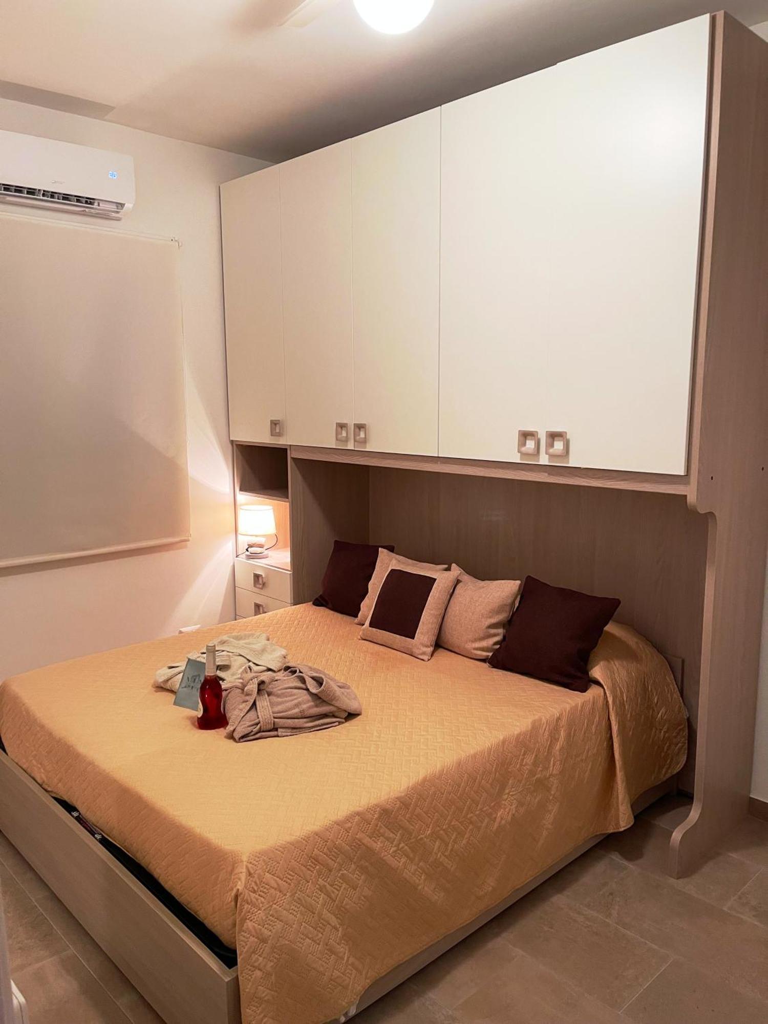 Casa Vacanza Giardini Naxos Taormina Miranaxos Bagian luar foto
