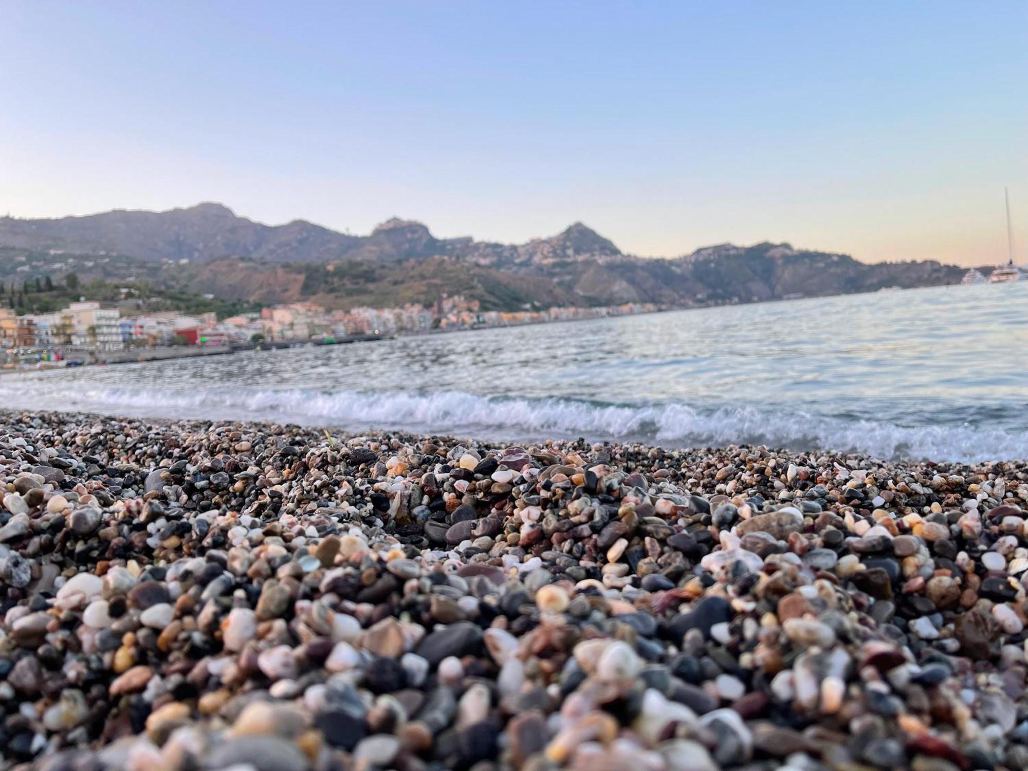 Casa Vacanza Giardini Naxos Taormina Miranaxos Bagian luar foto